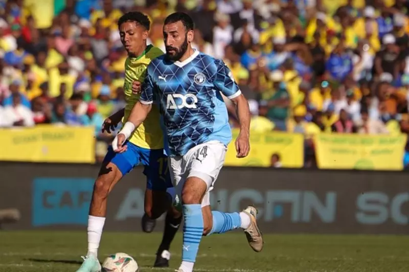 بيراميدز ضد صنداونز